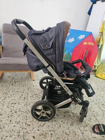 עגלת תינוק