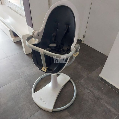 כסא אוכל
