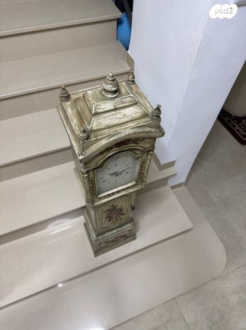 שעון עומד