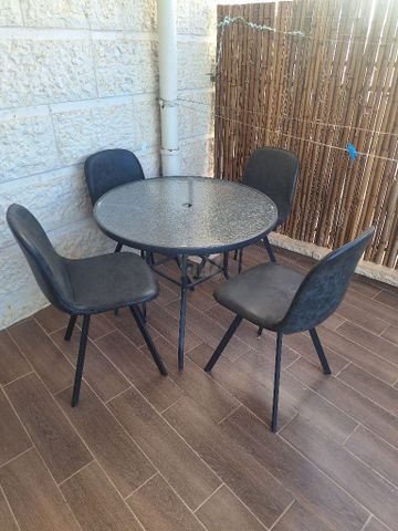 כסאות
