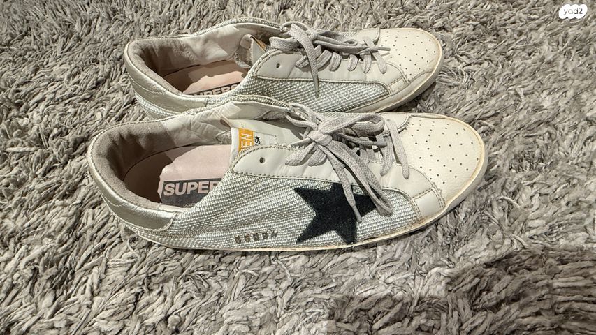 גולדן גוס-golden goose