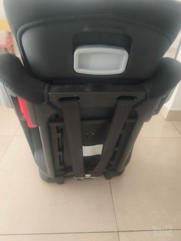 כיסא לרכב ילדים