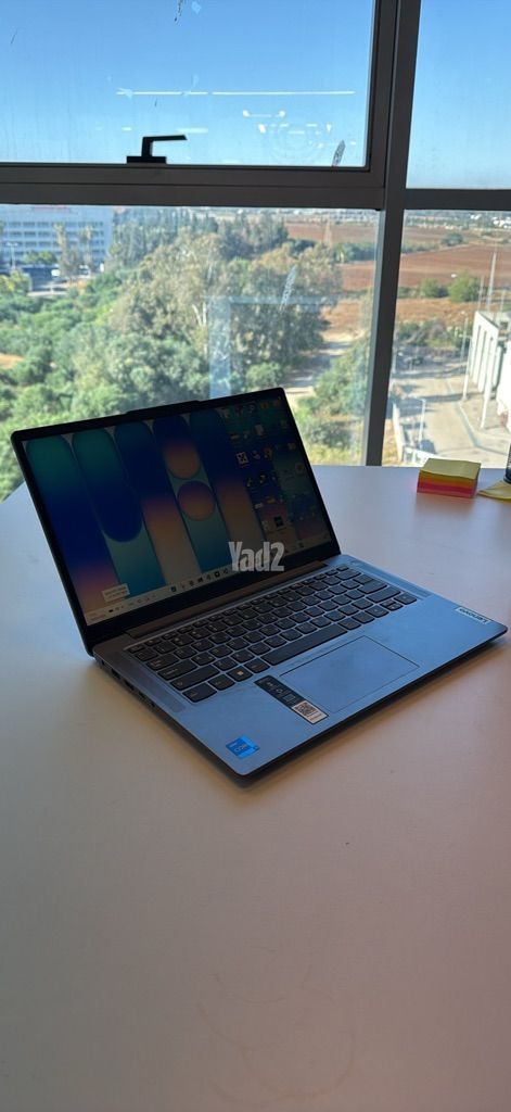 Lenovo IdeaPad Slim 3 14IRH8