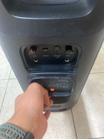 ‏רמקול JBL PartyBox 110