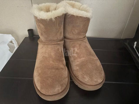 Ugg