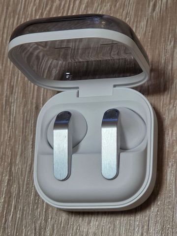 Samsung Buds 4