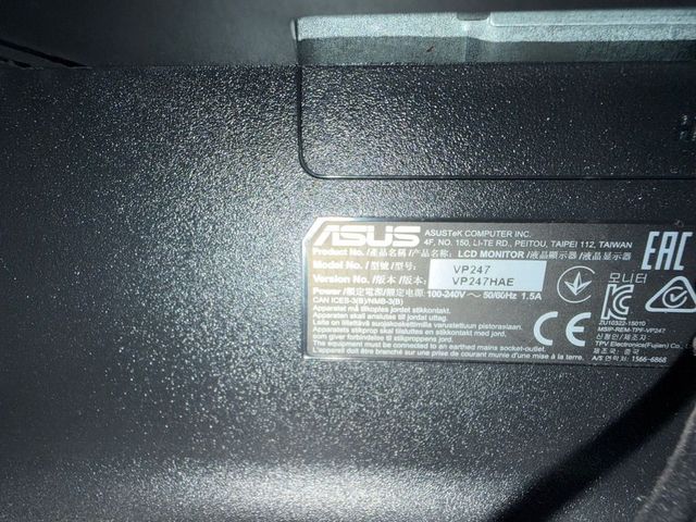 מסך מחשב asus