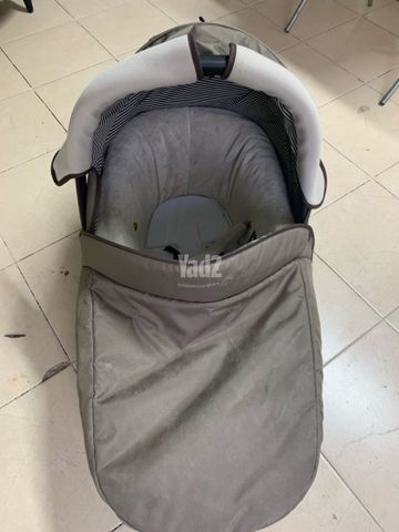 עגלת תינוק