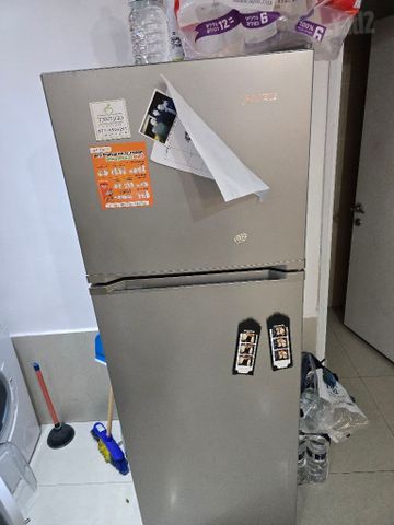 מקרר למכירה