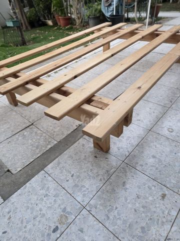 בסיס מיטה