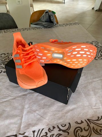 Adidas ultrabust 5 442/3