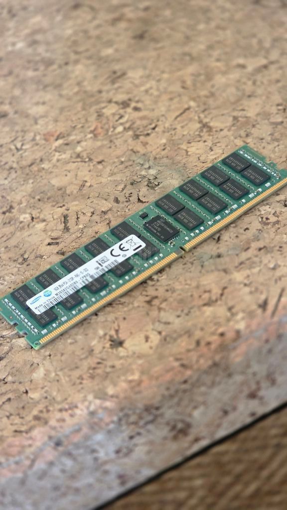 16 gb ddr4 2133 MHz