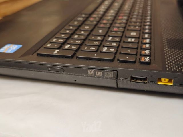 לפטופ Lenovo עם SSD