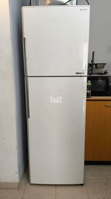 מקרר SHARP