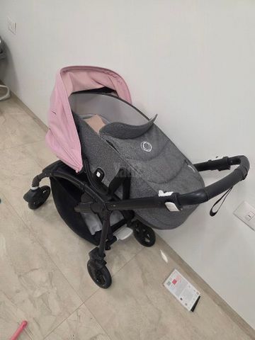 עגלת בוגבו בי 6