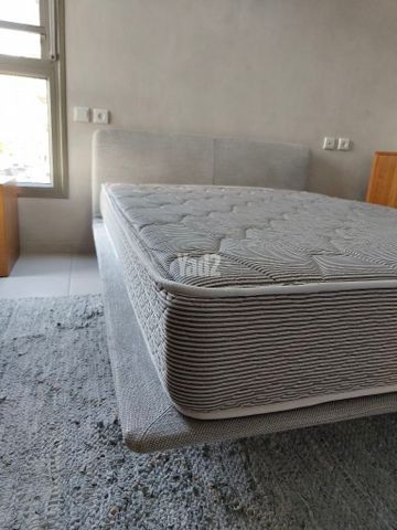 מיטה זוגית
