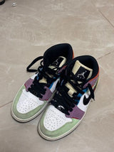 Air Jordan 1 Mid SE 