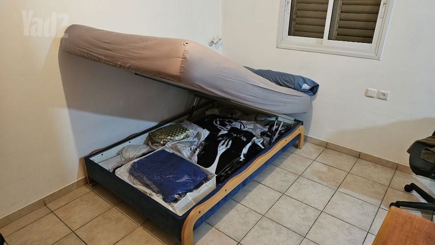 מיטה וחצי