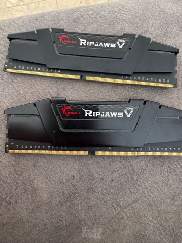 Ram למחשב DDR4 16GB (2x8)