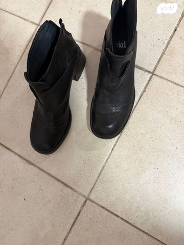 מגפיים
