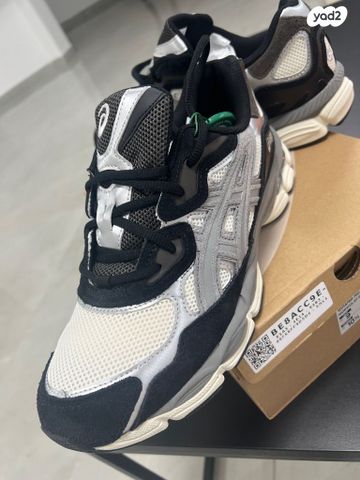 נעלי asics חדשות