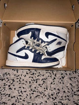 Air Jordan 1 Mid "Obsidian"