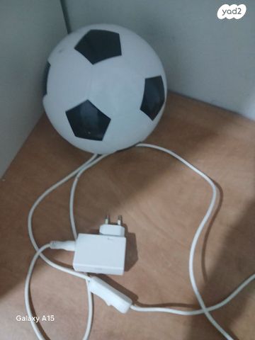 מנורת כדורגל