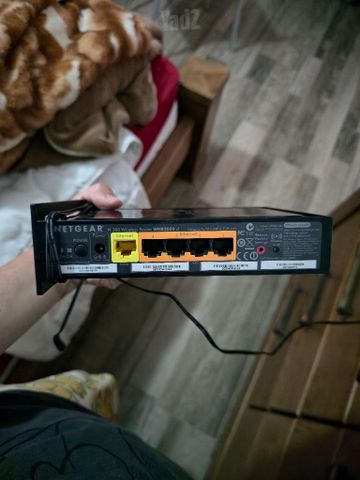 ראוטר D-LINK  וראוטר Netgear
