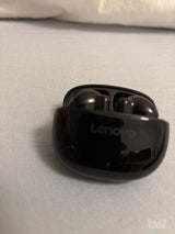 אוזניות של Lenovo אל חוטי
