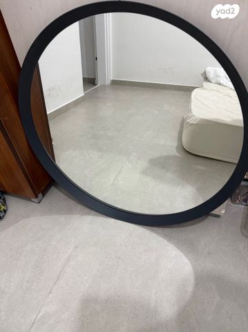 מראה מעוצבת 80x80