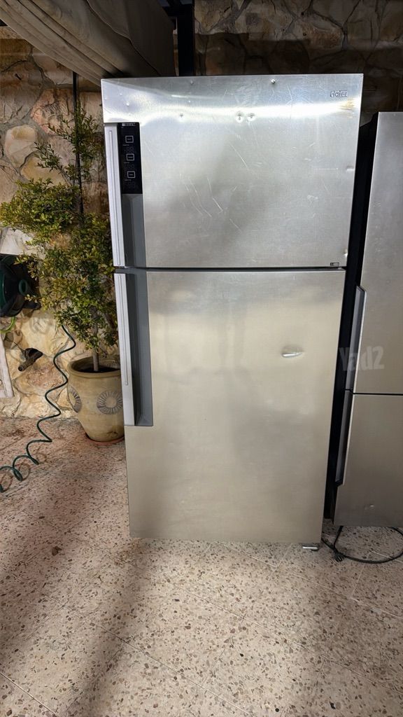 מקרר עם תא הקפאה