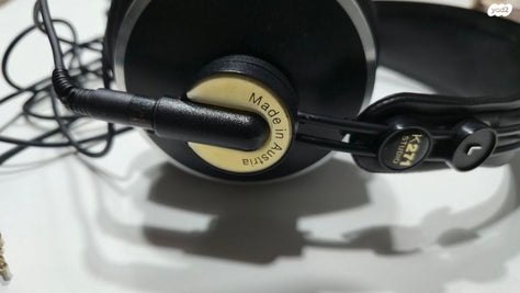 אוזניות AKG K271
