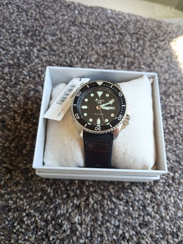 seiko 5 sports