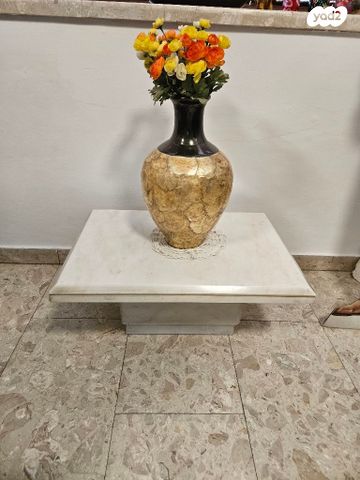 שולחנות שיש