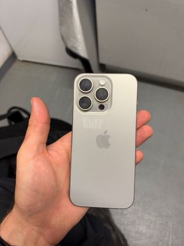 Iphone 15 pro 1Tb