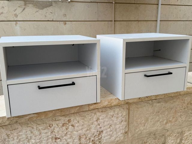 שידת צד