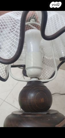 2מנורות הייל כחדש יחד ב50שקל.