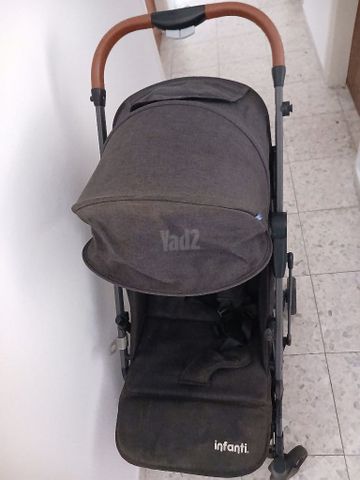 עגלת טיולון.