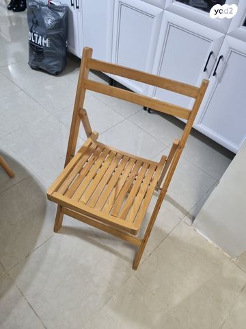 כסאות
