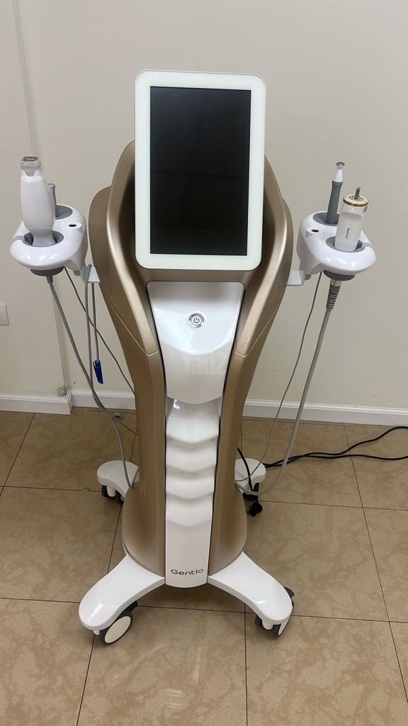 מכשיר RF Microneedling מקצועי