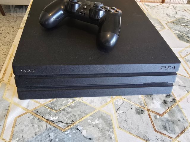 Playstation 4 Pro 1TB