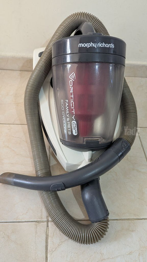 שואב אבק Morphy Richards