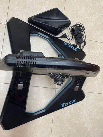 טריינר Tacx Neo 2T
