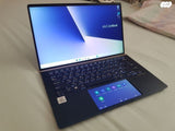 Zenbook עם שני מסכים