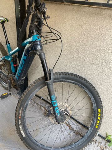 TREK  rail 9
