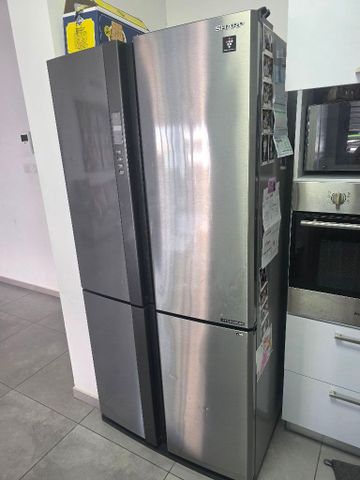 מקרר שארפ sharp