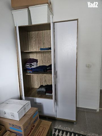 ארון בגדים
