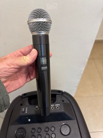 בידורית