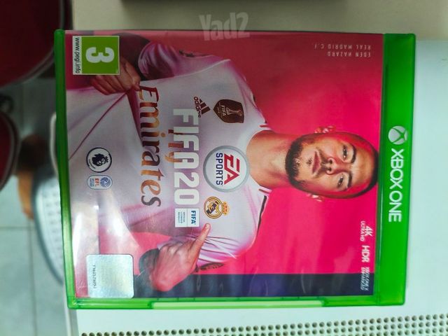 Xbox one s 1TB במצב מעולה
