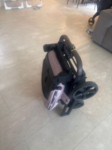 עגלת תינוק
